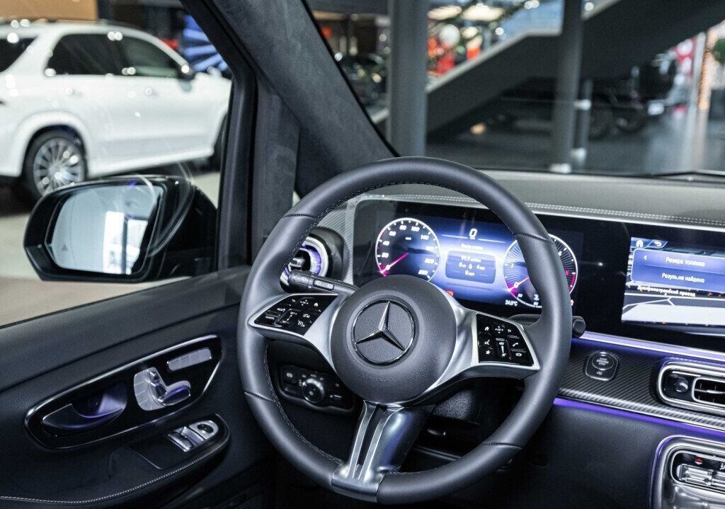 Mercedes-Benz V-Класс, 2024 год, 17 150 000 рублей, 9 фотография