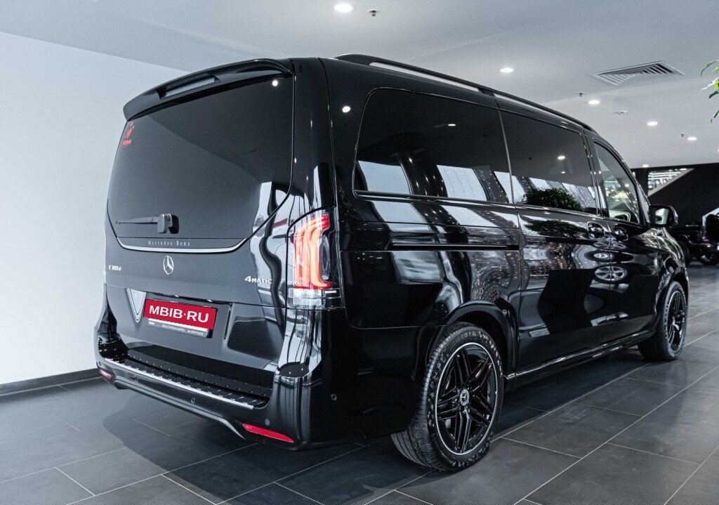 Mercedes-Benz V-Класс, 2024 год, 17 150 000 рублей, 5 фотография