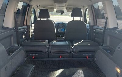 Volkswagen Touran III, 2012 год, 1 400 000 рублей, 1 фотография