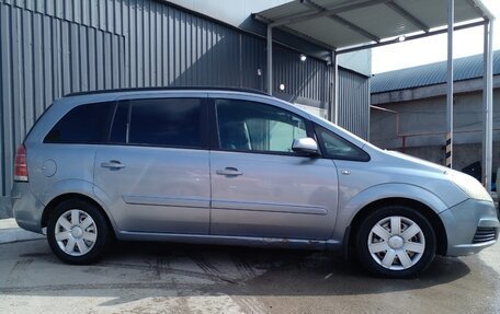 Opel Zafira B, 2006 год, 580 000 рублей, 4 фотография