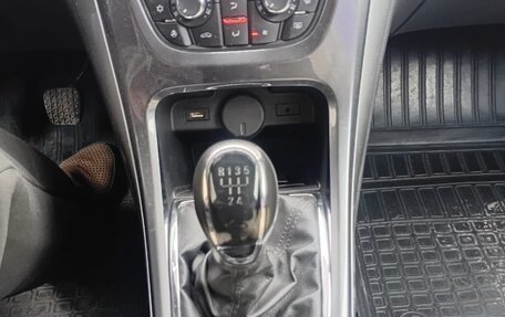 Opel Astra J, 2013 год, 870 000 рублей, 6 фотография