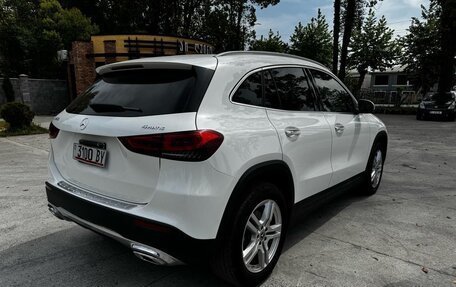 Mercedes-Benz GLA, 2021 год, 3 500 000 рублей, 3 фотография