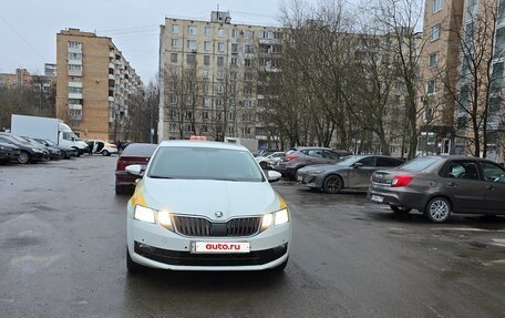 Skoda Octavia, 2018 год, 920 000 рублей, 3 фотография