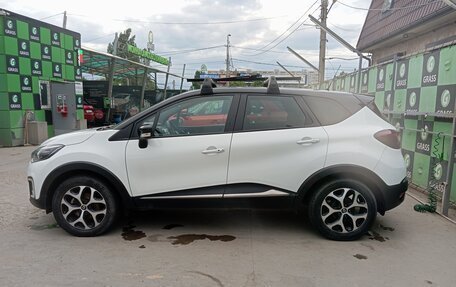Renault Kaptur I рестайлинг, 2016 год, 1 330 000 рублей, 2 фотография
