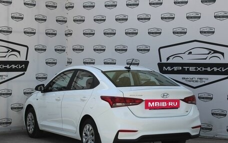 Hyundai Solaris II рестайлинг, 2017 год, 1 390 000 рублей, 6 фотография