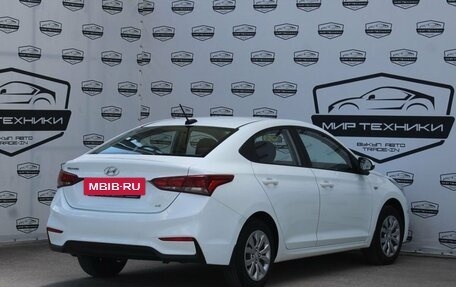 Hyundai Solaris II рестайлинг, 2017 год, 1 390 000 рублей, 4 фотография