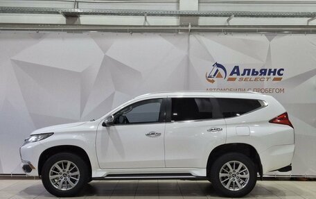 Mitsubishi Pajero Sport III рестайлинг, 2018 год, 2 700 000 рублей, 6 фотография