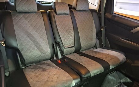 Mitsubishi Pajero Sport III рестайлинг, 2018 год, 2 700 000 рублей, 36 фотография