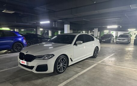 BMW 5 серия, 2020 год, 5 200 000 рублей, 2 фотография