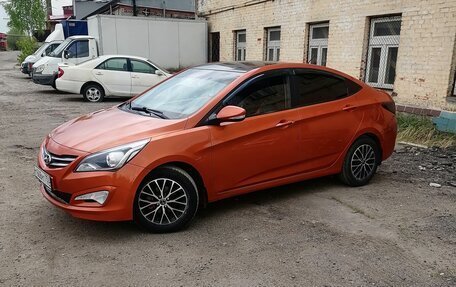 Hyundai Solaris II рестайлинг, 2015 год, 1 250 000 рублей, 8 фотография