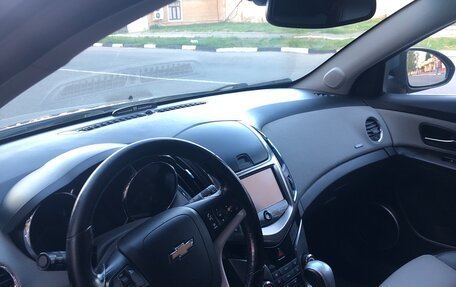Chevrolet Cruze II, 2014 год, 875 000 рублей, 16 фотография