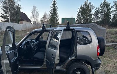 Chevrolet Niva I рестайлинг, 2011 год, 510 000 рублей, 1 фотография