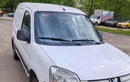 Peugeot Partner II рестайлинг 2, 2010 год, 370 000 рублей, 12 фотография