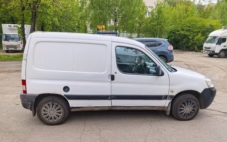 Peugeot Partner II рестайлинг 2, 2010 год, 370 000 рублей, 27 фотография