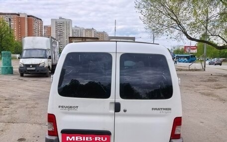 Peugeot Partner II рестайлинг 2, 2010 год, 370 000 рублей, 32 фотография
