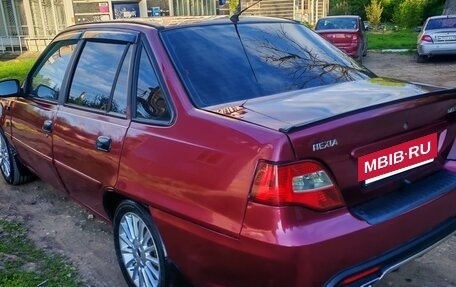 Daewoo Nexia I рестайлинг, 2012 год, 280 000 рублей, 2 фотография