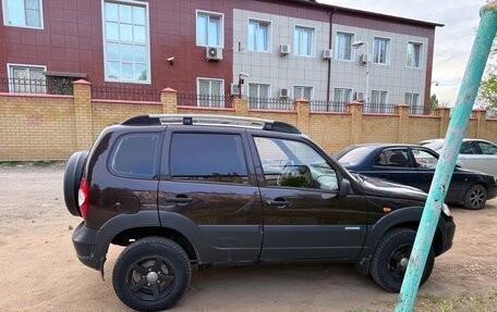 Chevrolet Niva I рестайлинг, 2010 год, 475 000 рублей, 7 фотография