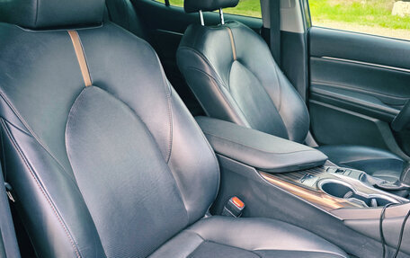 Toyota Camry, 2019 год, 3 080 000 рублей, 14 фотография