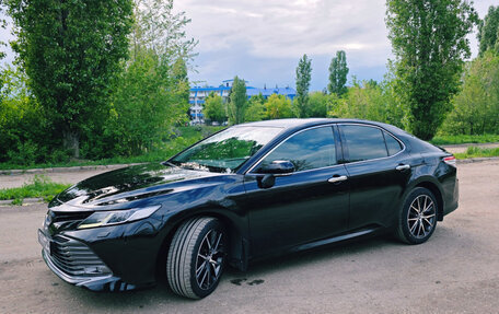 Toyota Camry, 2019 год, 3 080 000 рублей, 10 фотография