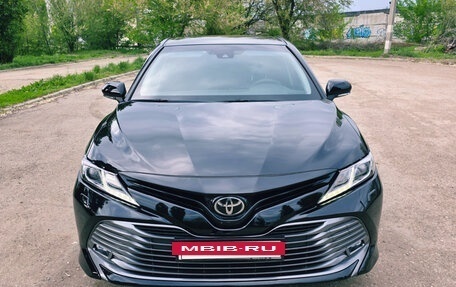 Toyota Camry, 2019 год, 3 080 000 рублей, 3 фотография