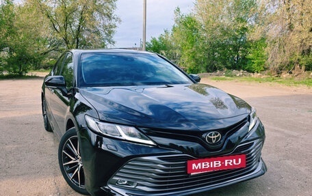 Toyota Camry, 2019 год, 3 080 000 рублей, 8 фотография