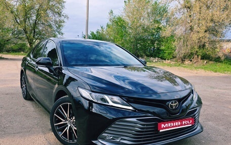 Toyota Camry, 2019 год, 3 080 000 рублей, 7 фотография