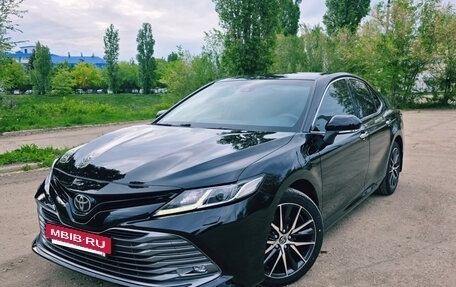 Toyota Camry, 2019 год, 3 080 000 рублей, 31 фотография