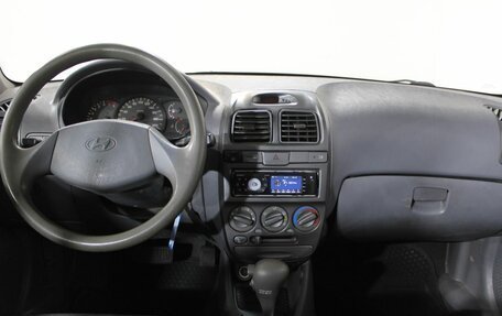 Hyundai Accent II, 2005 год, 290 000 рублей, 13 фотография