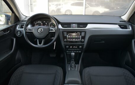 Skoda Rapid I, 2018 год, 1 410 000 рублей, 6 фотография