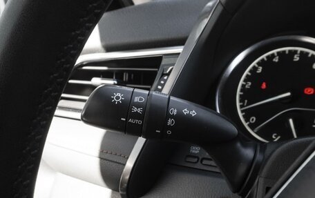 Toyota Camry, 2019 год, 2 799 000 рублей, 19 фотография