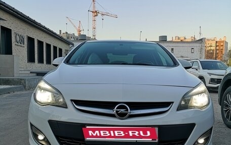 Opel Astra J, 2012 год, 720 000 рублей, 1 фотография