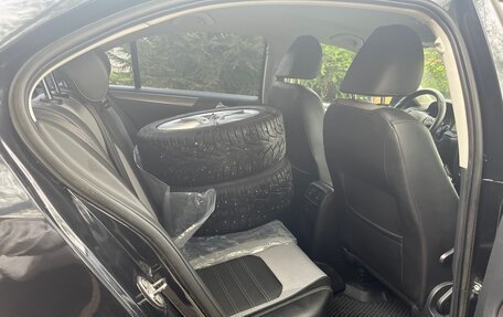 Volkswagen Jetta VI, 2012 год, 950 000 рублей, 13 фотография