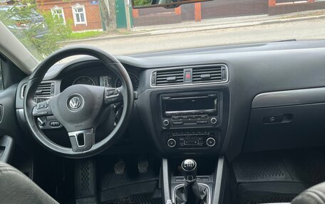 Volkswagen Jetta VI, 2012 год, 950 000 рублей, 10 фотография