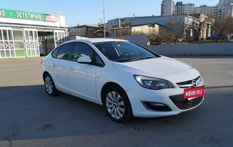 Opel Astra J, 2012 год, 720 000 рублей, 9 фотография