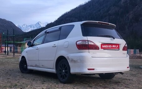 Toyota Ipsum II, 2004 год, 1 100 000 рублей, 4 фотография
