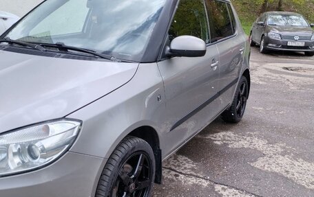 Skoda Fabia II, 2011 год, 800 000 рублей, 6 фотография