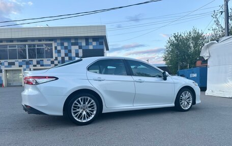 Toyota Camry, 2019 год, 2 500 000 рублей, 3 фотография