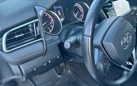 Toyota Camry, 2019 год, 2 500 000 рублей, 11 фотография