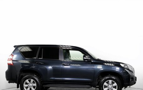Toyota Land Cruiser Prado 150 рестайлинг 2, 2014 год, 3 045 000 рублей, 4 фотография