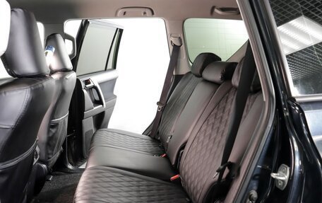 Toyota Land Cruiser Prado 150 рестайлинг 2, 2014 год, 3 045 000 рублей, 11 фотография
