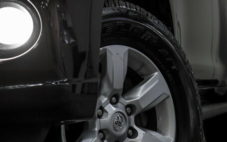 Toyota Land Cruiser Prado 150 рестайлинг 2, 2014 год, 3 045 000 рублей, 24 фотография