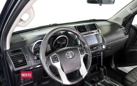 Toyota Land Cruiser Prado 150 рестайлинг 2, 2014 год, 3 045 000 рублей, 20 фотография