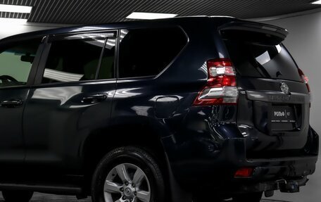 Toyota Land Cruiser Prado 150 рестайлинг 2, 2014 год, 3 045 000 рублей, 29 фотография