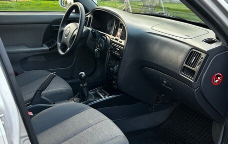 Hyundai Elantra III, 2004 год, 370 000 рублей, 13 фотография