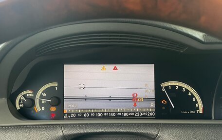 Mercedes-Benz CL-Класс, 2007 год, 1 700 000 рублей, 19 фотография