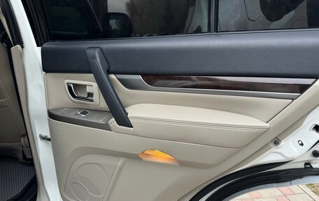 Mitsubishi Pajero IV, 2017 год, 2 850 000 рублей, 7 фотография