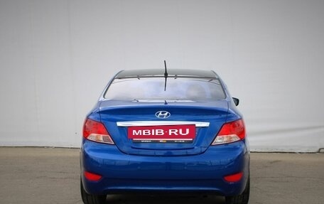 Hyundai Solaris II рестайлинг, 2012 год, 720 000 рублей, 6 фотография