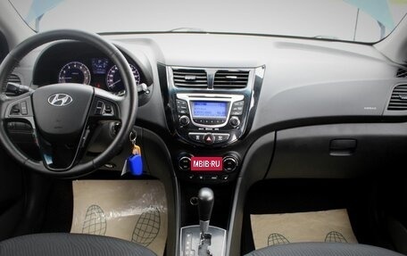 Hyundai Solaris II рестайлинг, 2012 год, 720 000 рублей, 15 фотография