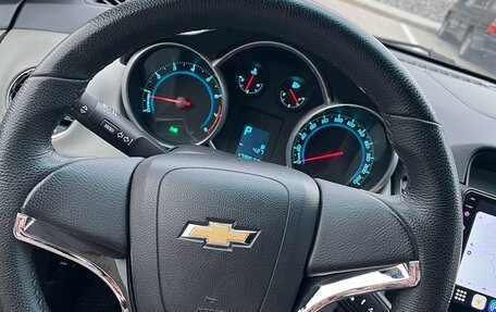 Chevrolet Cruze II, 2012 год, 700 000 рублей, 9 фотография