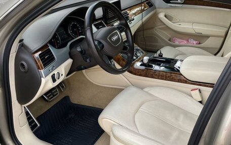 Audi A8, 2011 год, 2 300 000 рублей, 7 фотография